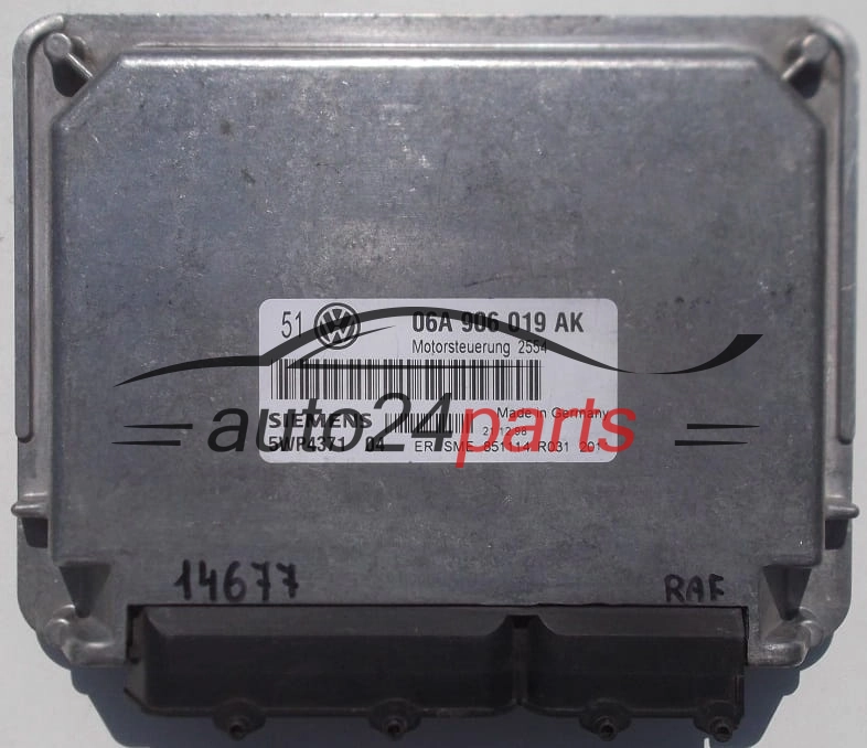 Sterownik silnika VOLKSWAGEN GOLF BORA SIEMENS 5WP437104 06A906019AK -