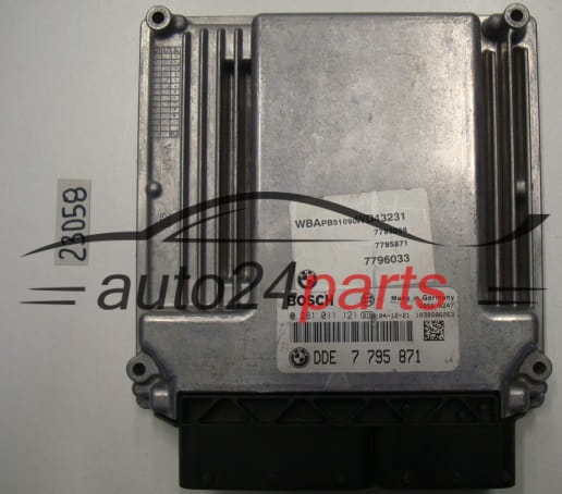 CALCULATEUR MOTEUR SILNIKA BMW BOSCH 0281011121 DDE7795871 7795871