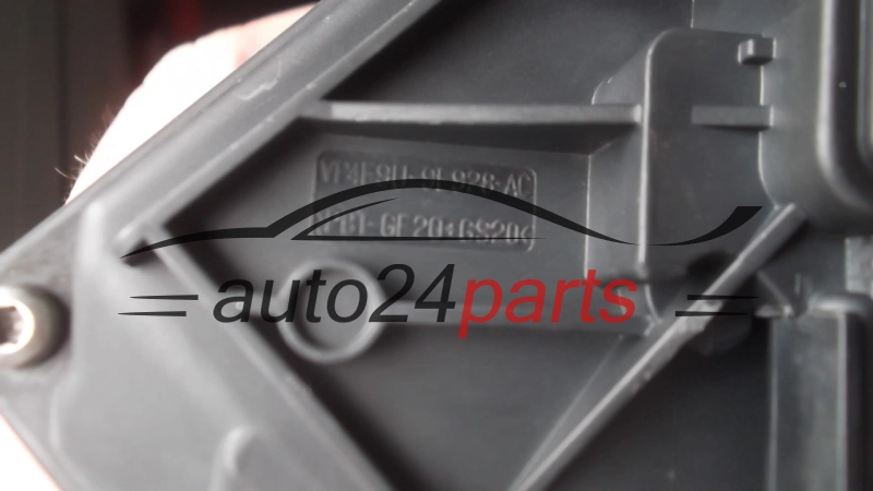 PRZEPUSTNICA POWIETRZA FORD FOCUS VP4F9U-9E928-AC, VP4F9U9E928AC -