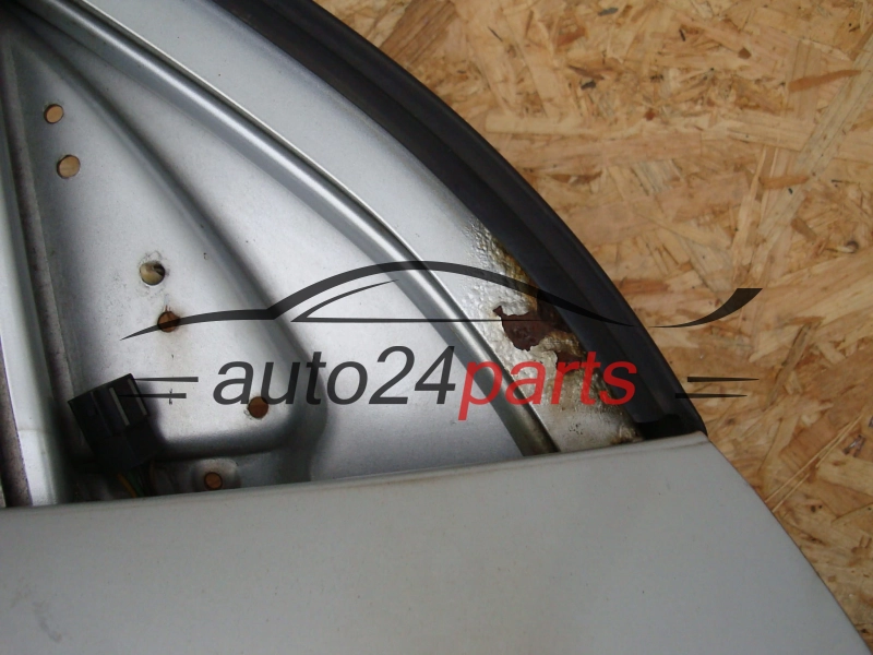 DRZWI PRAWE PRZEDNIE OPEL OMEGA C SREBRNE