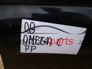 DRZWI PRAWE PRZEDNIE OPEL OMEGA C CZARNE