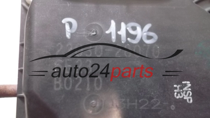 PRZEPUSTNICA POWIETRZA TOYOTA RAV4 DENSO 22030-28070, 2203028070