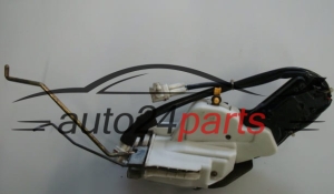 CENTRALNY ZAMEK DRZWI PRZEDNICH PRAWYCH OPEL AGILA 