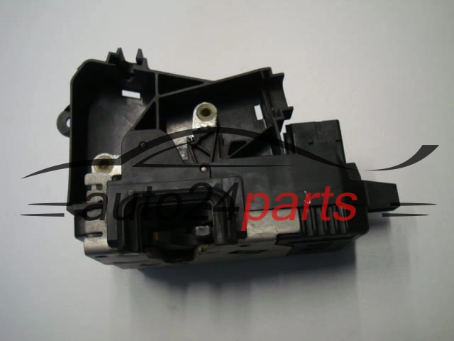 CENTRALNY ZAMEK DRZWI PRAWYCH PRZEDNICH OPEL VECTRA C 13157762 GQ