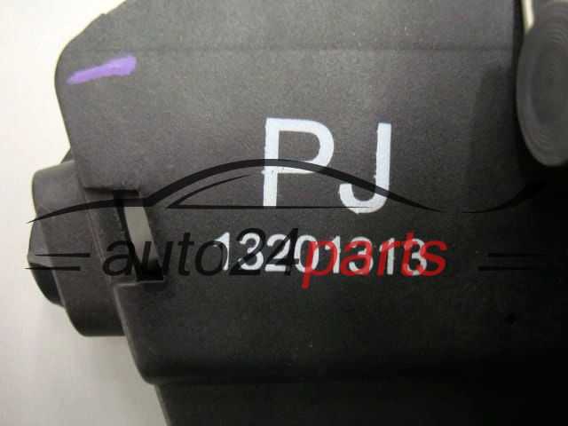 CENTRALNY ZAMEK DRZWI PRAWYCH PRZEDNICH OPEL VECTRA C 13201313 PJ