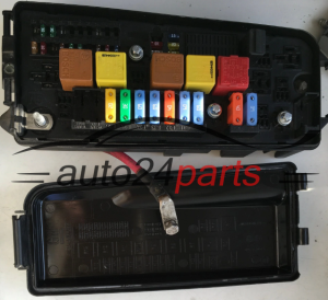 SKRZYNKA ELEKTRYCZNA PRZEKAŻNIKÓW I BEZPIECZNIKÓW MODUŁ NADWOZIA CENTRALKA KOMFORTU BSI PRZEDNIA OPEL VECTRA C SIGNUM 2002-2008 13144711 US 93177458 6238048, 62 38 048