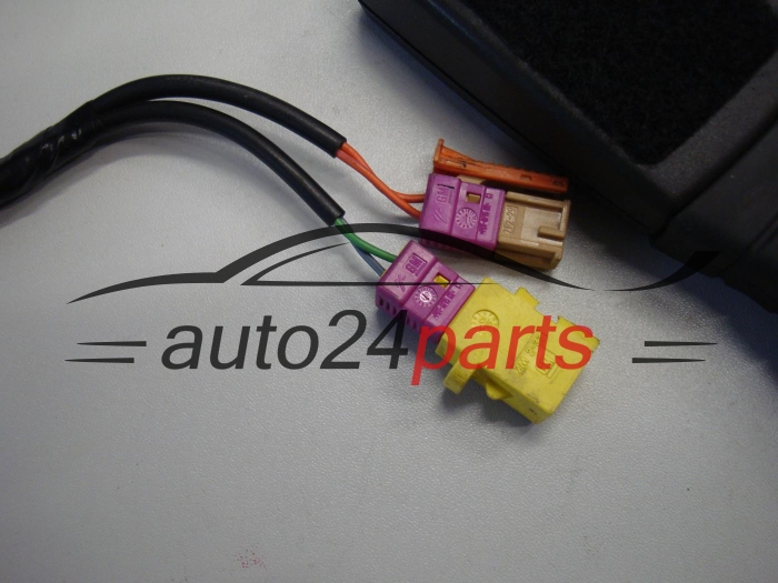 NAPINACZ PASA BEZPIECZENSTWA OPEL VECTRA C PRAWY PRZOD 24463510F, R9021510473