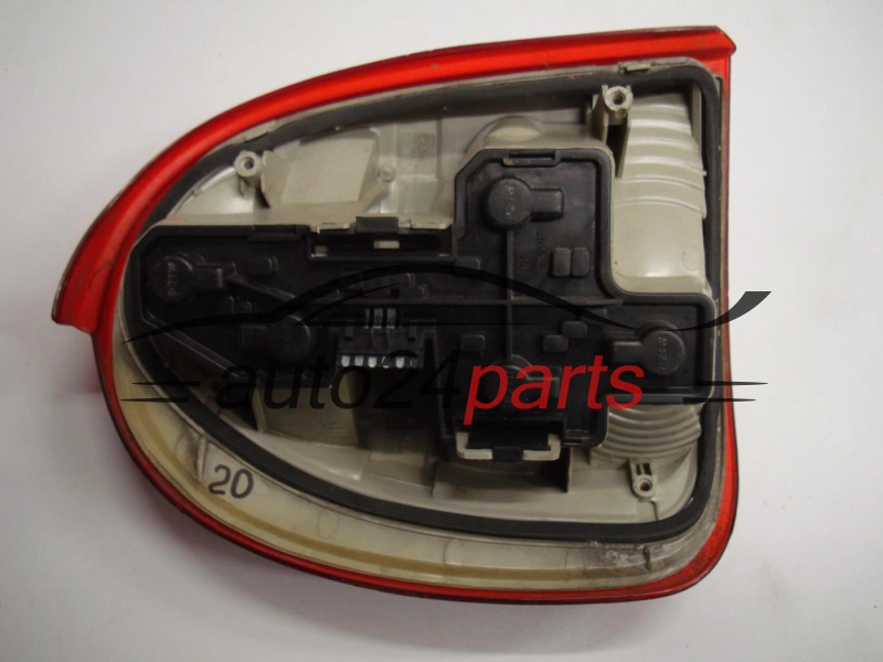 LAMPA TYLNA PRAWA OPEL CORSA B