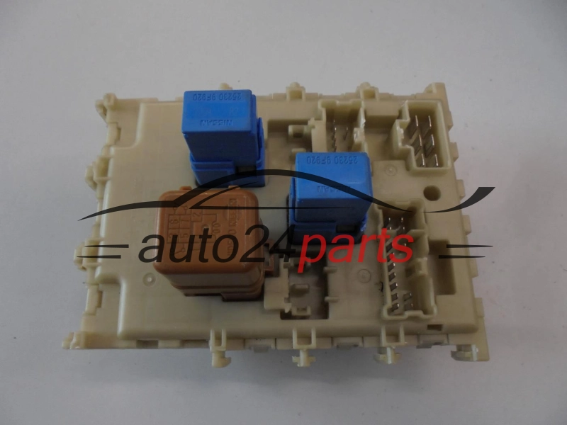 SKRZYNKA ELEKTRYCZNA BEZPIECZNIKÓW MODUL NISSAN PRIMERA 24350 AV700, 24350AV700