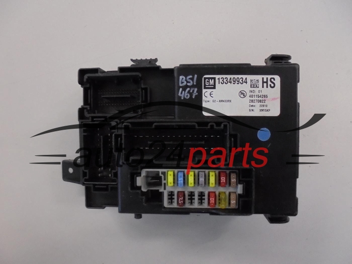 SKRZYNKA ELEKTRYCZNA PRZEKAŻNIKÓW I BEZPIECZNIKÓW MODUŁ NADWOZIA CENTRALKA KOMFORTU BSI OPEL CORSA D 13349934 HS, 401154265, 28270822