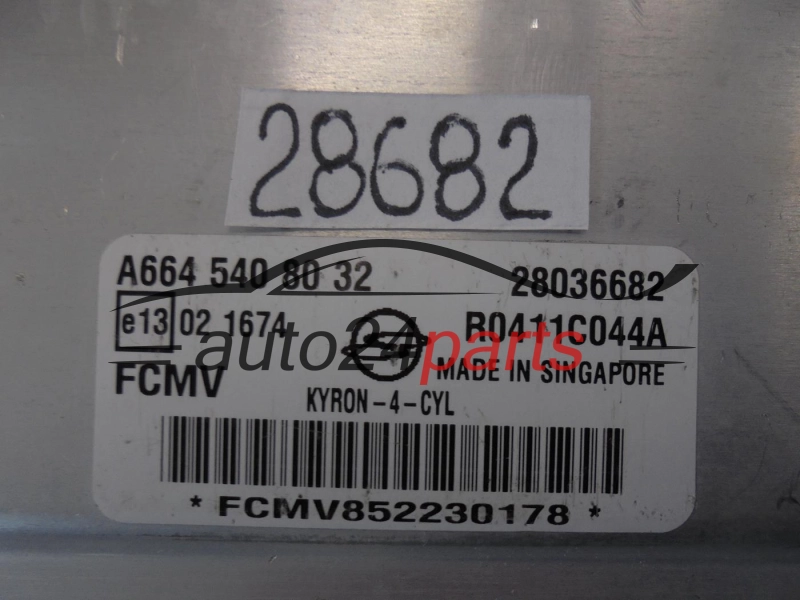 KOMPUTER STEROWNIK SILNIKA SSANGYONG KYRON A6645408032 R0411C044A 28036682