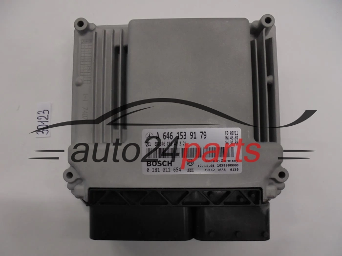 Calculateur Moteur  MERCEDES BENZ 0281011654 A6461539179 CR3.41