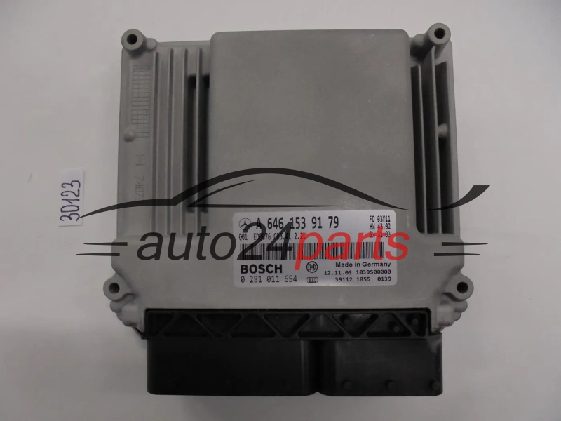 KOMPUTER STEROWNIK SILNIKA MERCEDES BENZ 0281011654 A6461539179 CR3.41