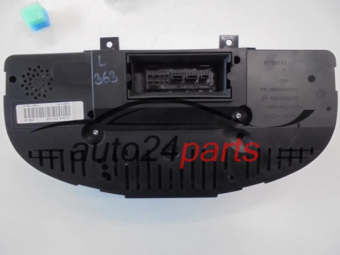LICZNIK VOLKSWAGEN 1K0920874B