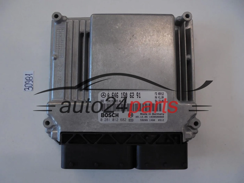 KOMPUTER STEROWNIK SILNIKA MERCEDES BENZ 0281012682 A6461506291 CR3.44
