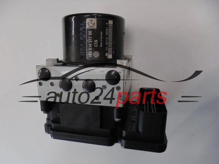 Pompe ABS et calculateur VOLKSWAGEN AUDI GOLF 1K0 614 517 DE, 1K0614517DE, ATE 10.0212-0681.4, 10021206814, 1K0 907 379 BJ, 1K0907379BJ, ATE 10.0961-0352.3, 10096103523, 10.0619-3724.1, 10061937241, 28.5610-5441.3, 28561054413