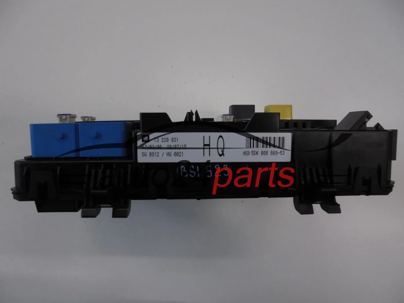 SKRZYNKA ELEKTRYCZNA BSI OPEL ASTRA H 13220831 HQ, 5DK00866953
