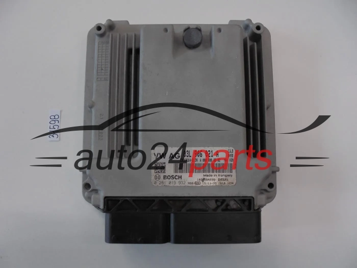 Sterownik silnika volkswagen crafter 0281019932 03L906021A EDC17C64