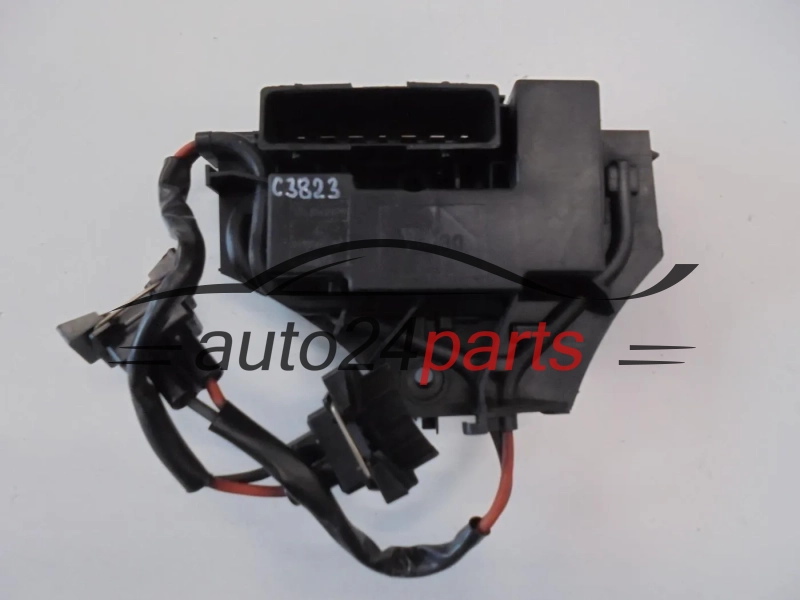 MODUL WENTYLATORA OPEL VECTRA C 1379131 PA6FG30