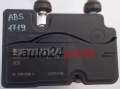 POMPE HYDRAULIQUE ET CALCULATEUR d'ABS SUZUKI SWIFT 63J0 JP 2WD