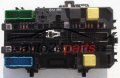 BOITE ELECTRIQUE A RELAIS ET FUSIBLE OPEL ASTRA H ZAFIRA B GM 13 145 021 CH
