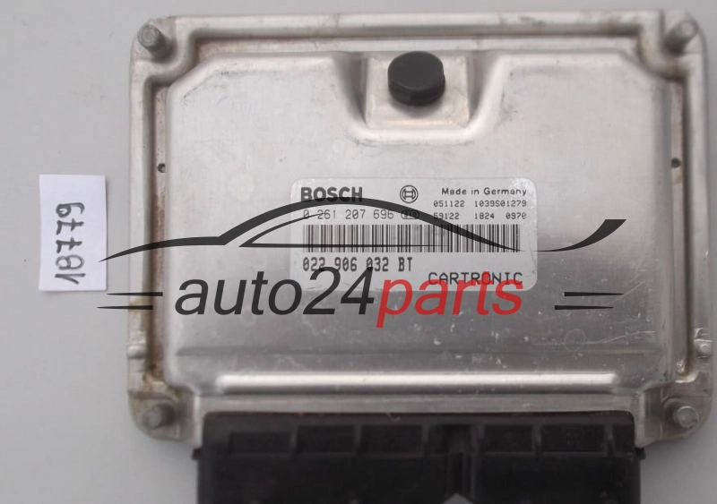 KOMPUTER STEROWNIK SILNIKA PORSCHE CAYENNE S 4.5 TURBO, BOSCH 0 261 207 696, 0261207696, 022 906 032 BT, 022906032BT
