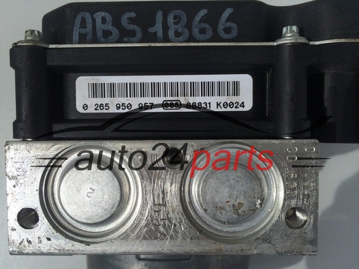 POMPE HYDRAULIQUE ET CALCULATEUR d'ABS BMW E60 E61 BOSCH 0 265 236 090,  3451 6768550-01,  0 265 950 957