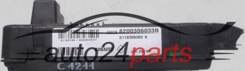 BOITE ELECTRIQUE A RELAIS ET FUSIBLE RENAULT MEGANE SCENIC SIEMENS S118399300 K, 8200306033B