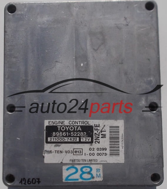 CALCULATEUR MOTEUR TOYOTA YARIS VERSO FUJITSU 211000-7432, 89661-52282