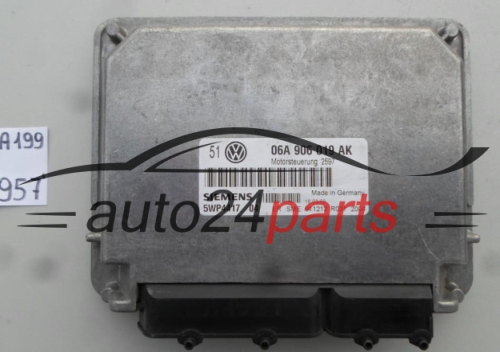 KOMPUTER STEROWNIK SILNIKA VOLKSWAGEN GOLF BORA 1.6 AKL, SIEMENS 5WP4417 04, 5WP441704, 06A 906 019 AK, 06A906019AK