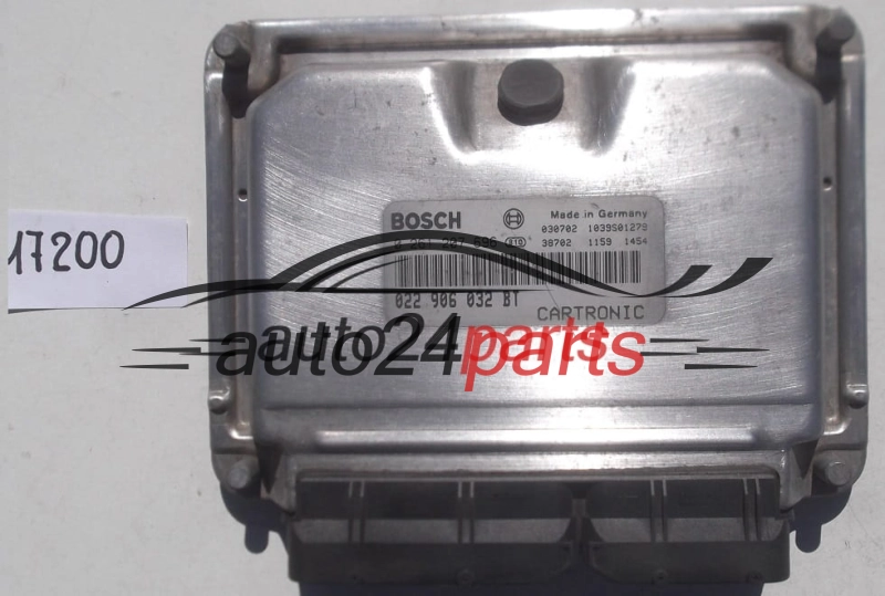 CALCULATEUR MOTEUR PORSCHE CAYENNE S 4.5 TURBO, BOSCH 0 261 207 696, 0261207696, 022 906 032 BT, 022906032BT