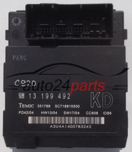 SKRZYNKA ELEKTRYCZNA PRZEKAŻNIKÓW I BEZPIECZNIKÓW MODUŁ NADWOZIA CENTRALKA KOMFORTU BSI POD KONSOLE OPEL VECTRA C SIGNUM 2002-2008 GM 13199492 KD, 13199492KD, TEMIC 351788 - C920