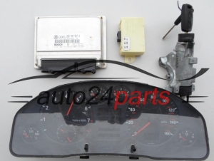 ECU CENTRALITA DE MOTOR  AUDI A4 1.8 BOSCH 0 261 204 182/183,  8D0 907 557 S