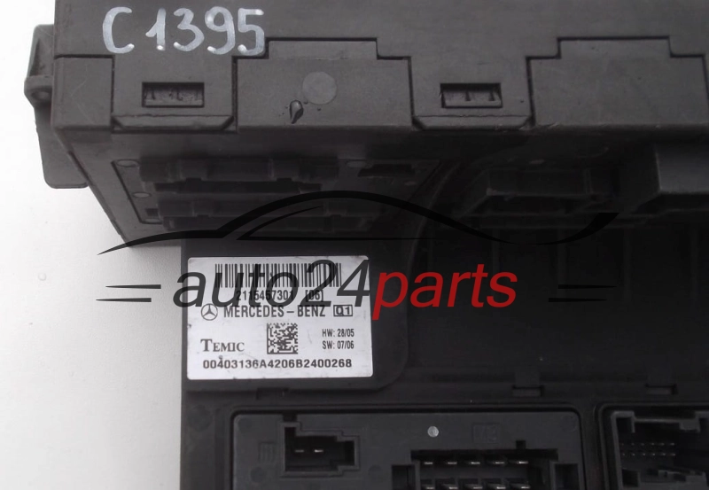 SKRZYNKA BEZPIECZNIKÓW MODUL MERCEDES W211 2115457301