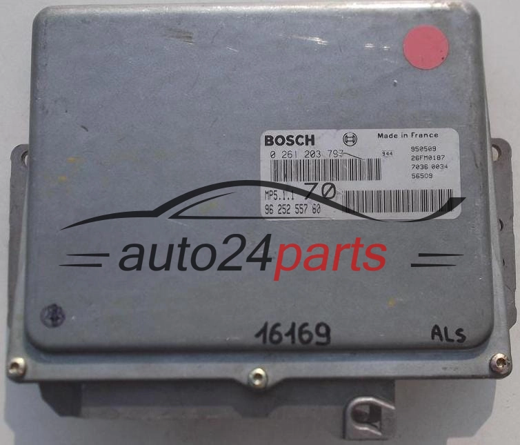 CALCULATEUR MOTEUR CITROEN PEUGEOT 2.0 BOSCH 0 261 203 797, 0261203797, 96 252 557 60, 9625255760