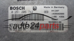 KOMPUTER STEROWNIK SILNIKA PEUGEOT 607 BOSCH 0 261 206 742,  96 520 335 80