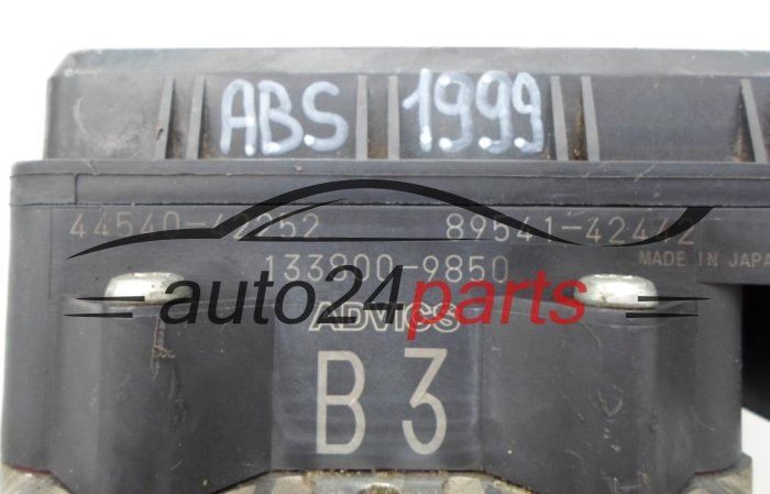 POMPE HYDRAULIQUE ET CALCULATEUR d'ABS TOYOTA RAF4 ADVICS  4454042252, 8954142442,  1338009850 