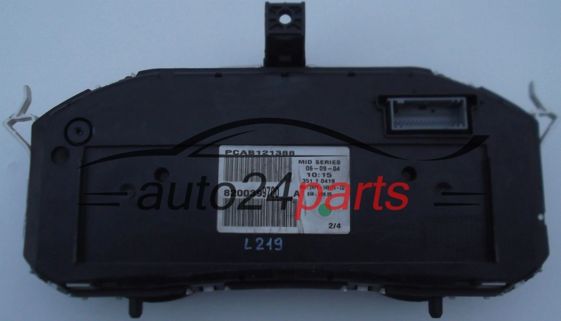 ZESPÓŁ WSKAŻNIKÓW ZEGARY PRĘDKOŚCIOMIERZ LICZNIK RENAULT MEGANE 8200399700 A, 8200399700A