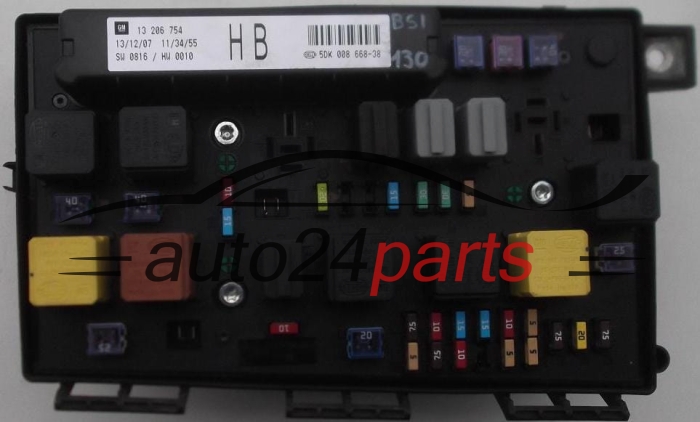 BOITE ELECTRIQUE A RELAIS ET FUSIBLE OPEL ASTRA ZAFIRA B 